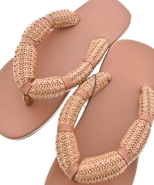 STAUD รองเท้าแตะ