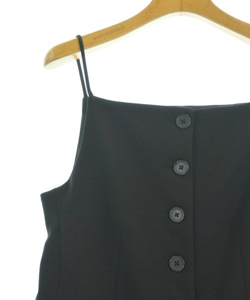 STAUD เสื้อสตรี