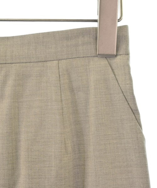 TOMORROWLAND collection กระโปรงยาวถึงเข่า