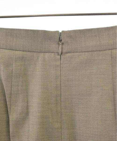 TOMORROWLAND collection กระโปรงยาวถึงเข่า