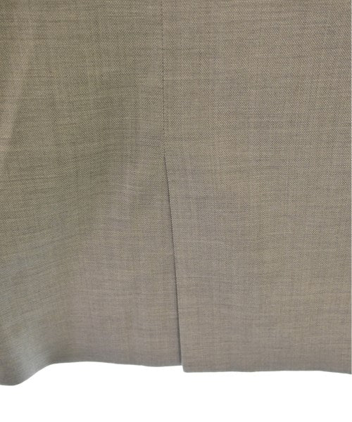 TOMORROWLAND collection กระโปรงยาวถึงเข่า