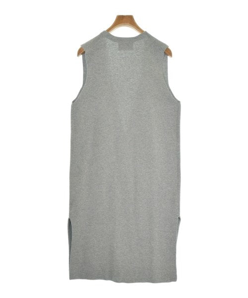 smile and be happy เสื้อกั๊ก