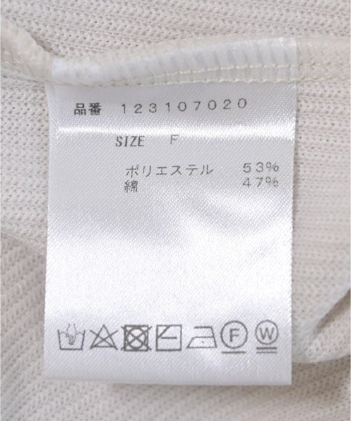 AKTE เสื้อยืด/เสื้อท็อปส์