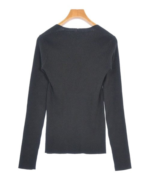 AKTE เสื้อกันหนาว