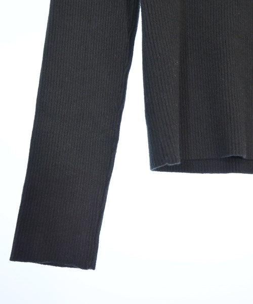 AKTE เสื้อกันหนาว