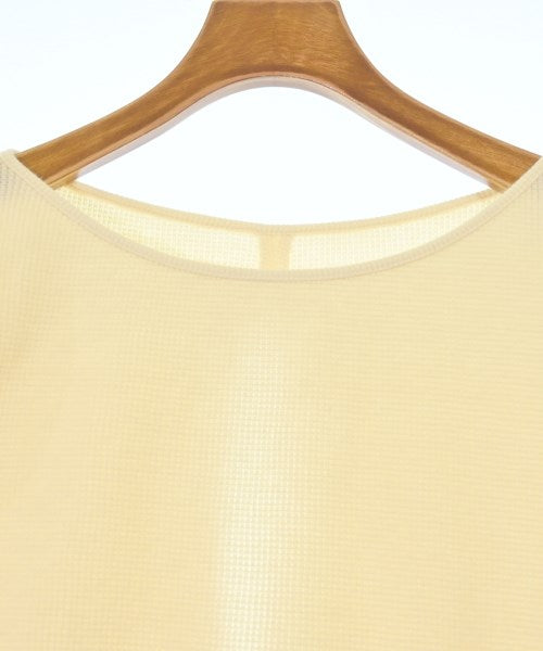 AKTE เสื้อยืด/เสื้อท็อปส์