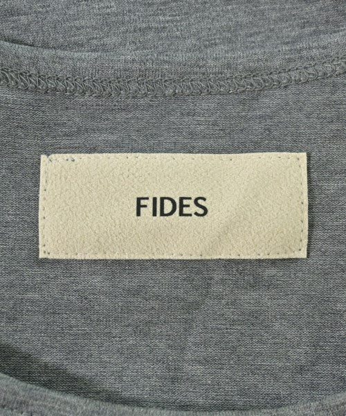 FIDES เสื้อยืด/เสื้อท็อปส์