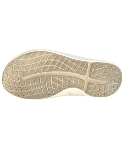 OOFOS รองเท้าแตะ