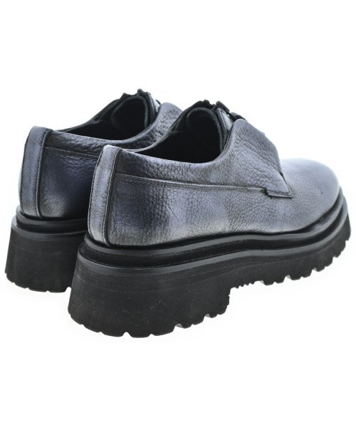 ph7+ รองเท้า อื่น