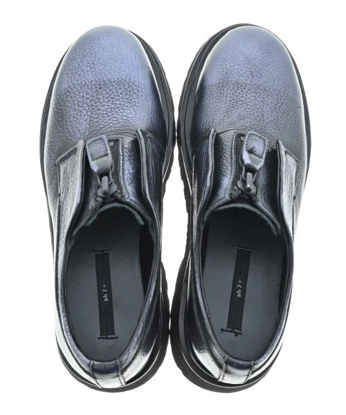 ph7+ รองเท้า อื่น