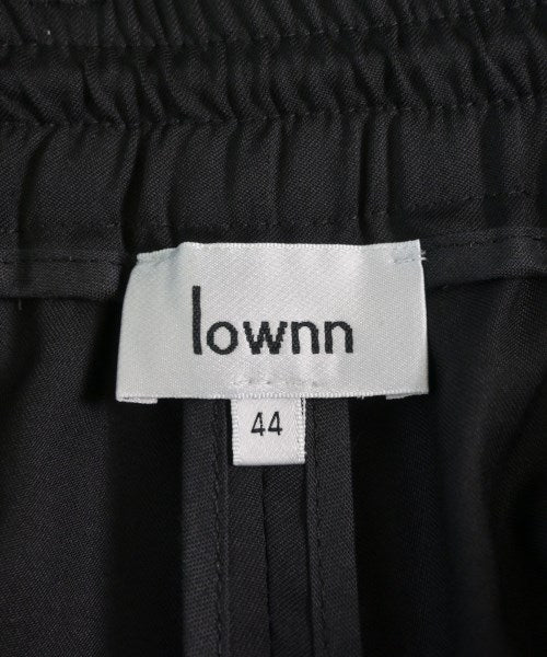 Lownn กางเกงขาสั้น