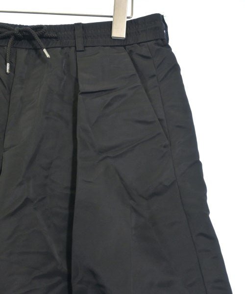 Lownn กางเกงขาสั้น