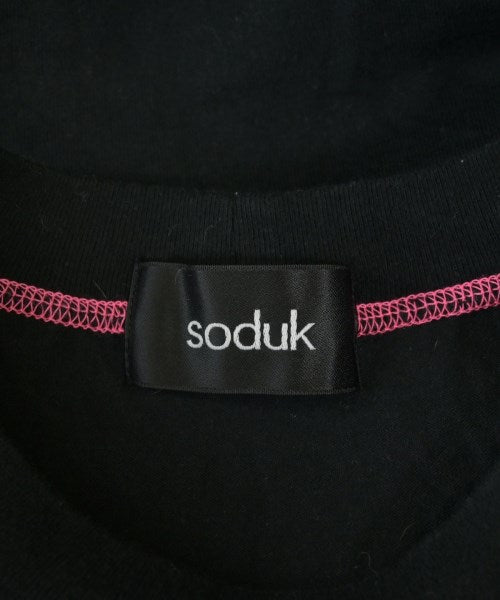 soduk เสื้อยืด/เสื้อท็อปส์