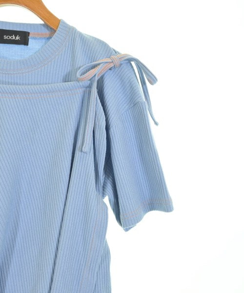 soduk เสื้อยืด/เสื้อท็อปส์