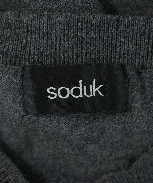 soduk เสื้อแขนกุด