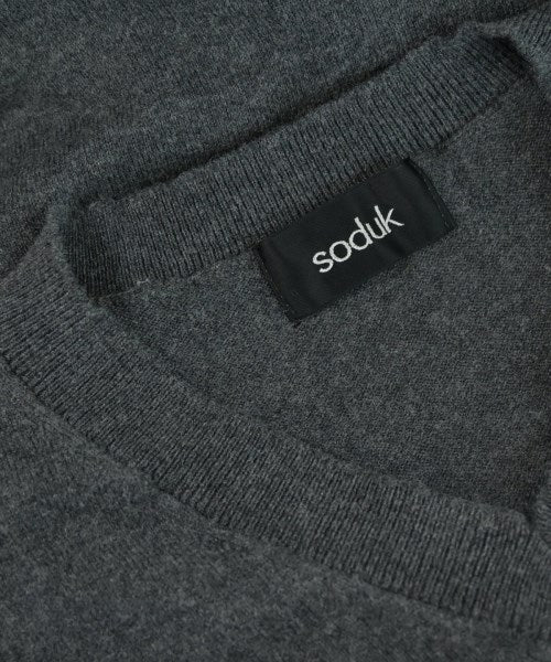 soduk เสื้อแขนกุด