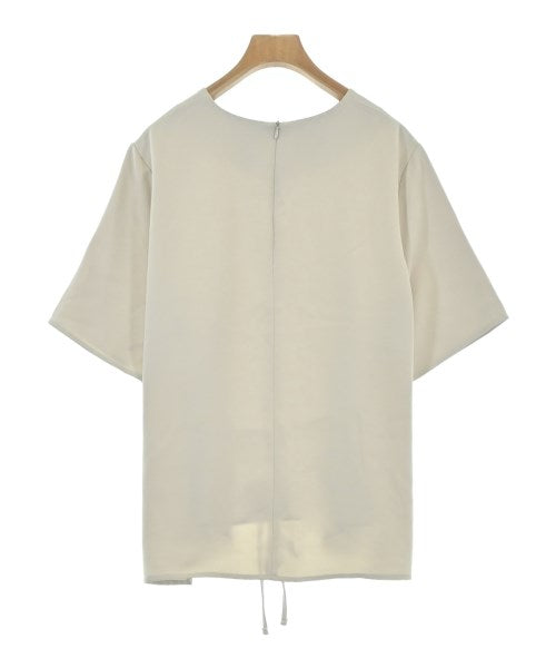 Na.e เสื้อสตรี