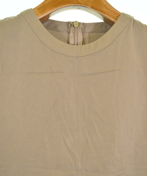 Na.e เสื้อสตรี