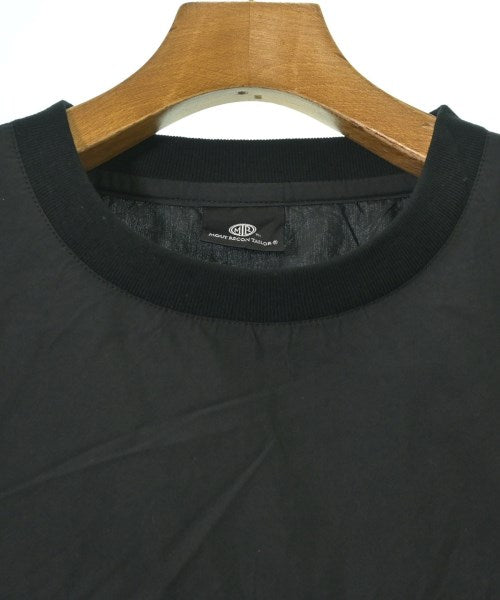 MOUT RECON TAILOR เสื้อยืด/เสื้อท็อปส์
