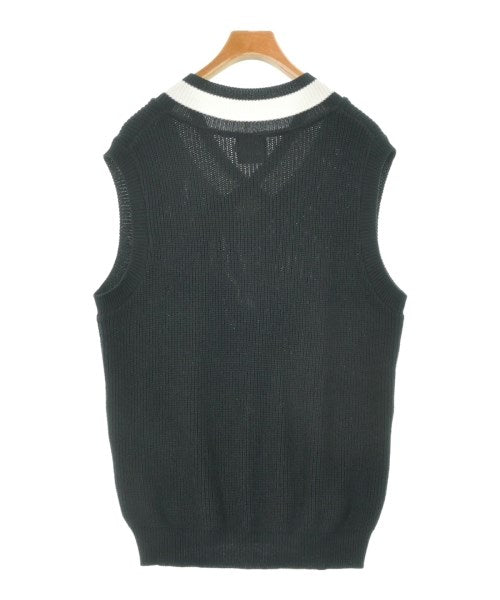 ANGENEHM เสื้อกันหนาว