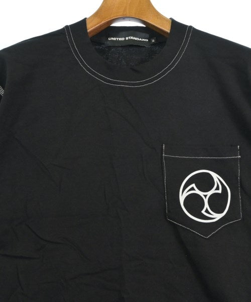 UNITED STANDARD เสื้อยืด/เสื้อท็อปส์
