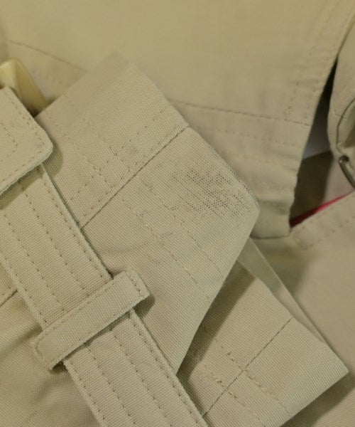 Trench and Coat เสื้อกันฝน