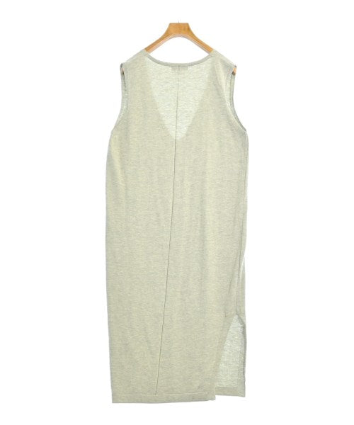 YONFA ชุดเดรส