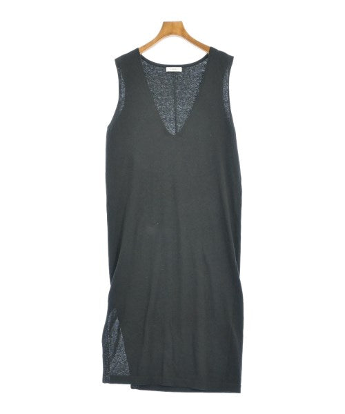 YONFA ชุดเดรส