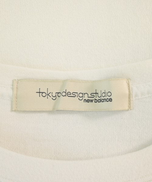 TOKYO DESIGN STUDIO New Balance เสื้อยืด/เสื้อท็อปส์