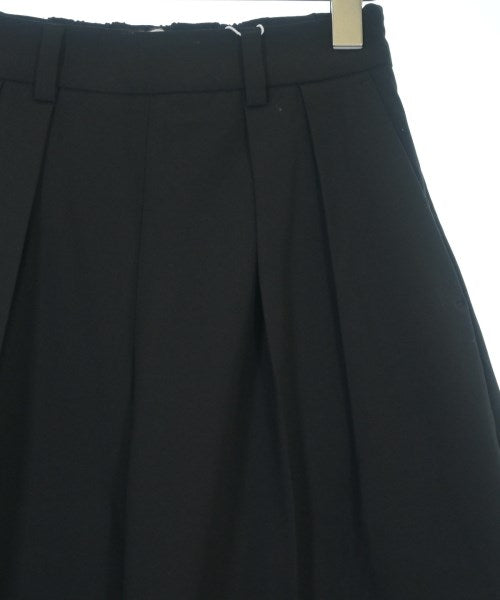 Mediam กางเกง อื่น