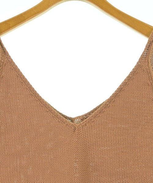 RITA ROW ชุดสูทแบบครบเซต (อื่นๆ)