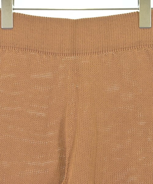 RITA ROW ชุดสูทแบบครบเซต (อื่นๆ)