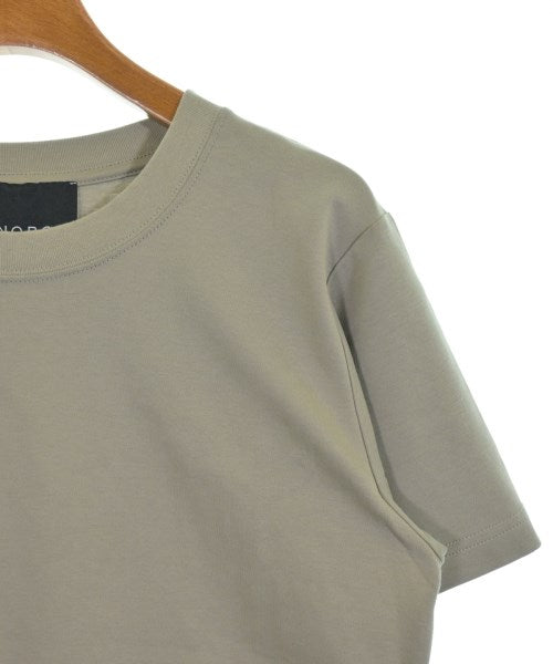 N.O.R.C เสื้อยืด/เสื้อท็อปส์