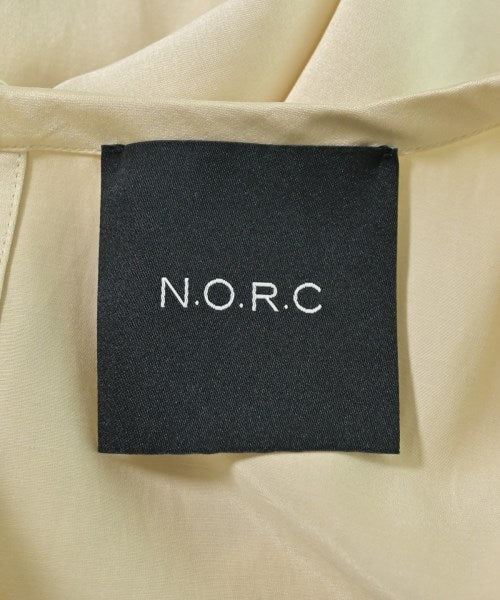 N.O.R.C เสื้อสตรี