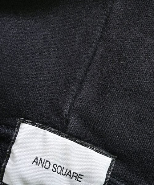 AND SQUARE เสื้อฮู้ด