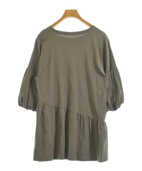 UNDICI NOVE เสื้อยืด/เสื้อท็อปส์