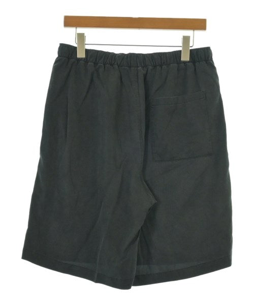 YOKE กางเกงขาสั้น