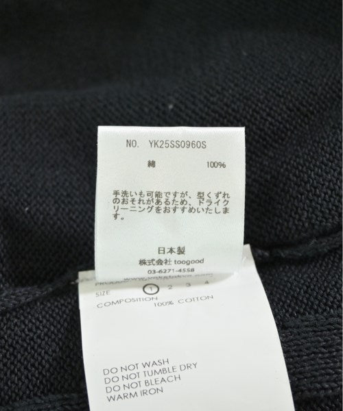 YOKE เสื้อกันหนาว