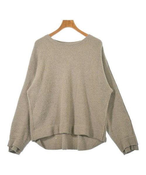 YOKE เสื้อกันหนาว