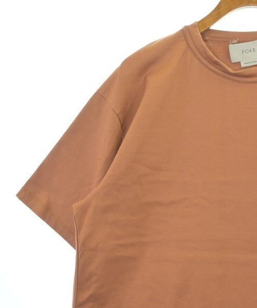 YOKE เสื้อยืด/เสื้อท็อปส์