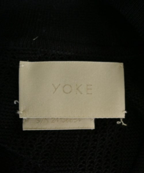 YOKE เสื้อกันหนาว