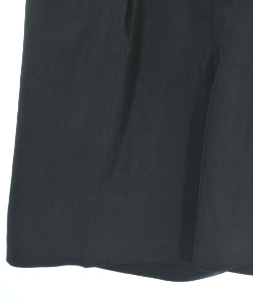 YOKE กางเกงขาสั้น