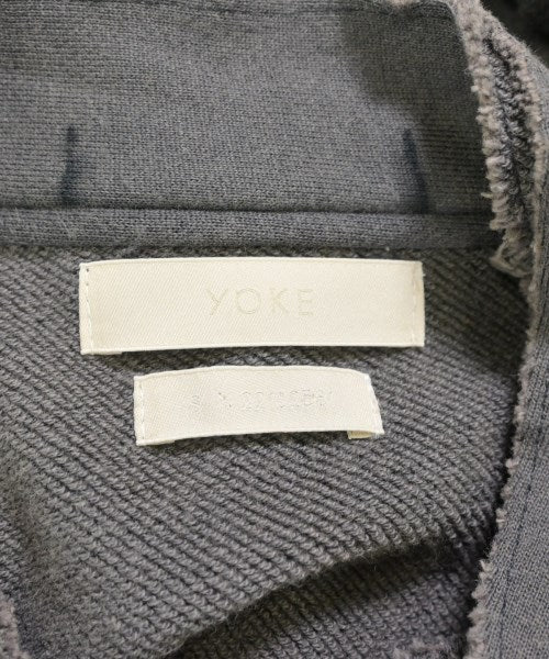 YOKE เสื้อสเวตเตอร์