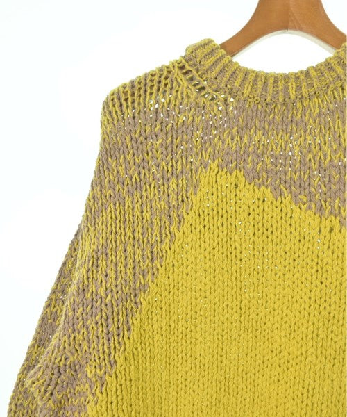 YOKE เสื้อกันหนาว
