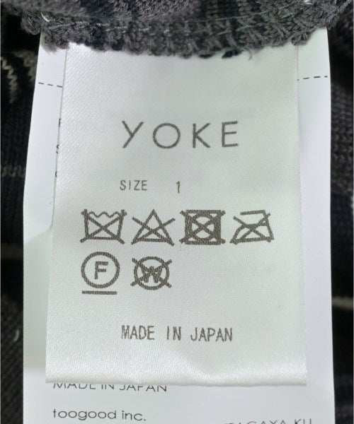 YOKE เสื้อกันหนาว