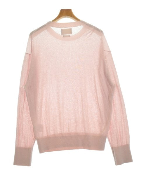 YOKE เสื้อกันหนาว