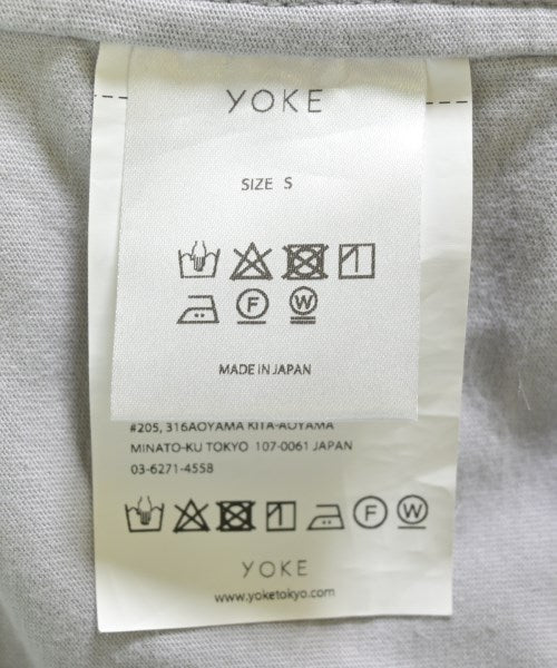 YOKE เสื้อยืด/เสื้อท็อปส์