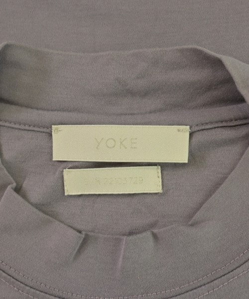 YOKE เสื้อยืด/เสื้อท็อปส์