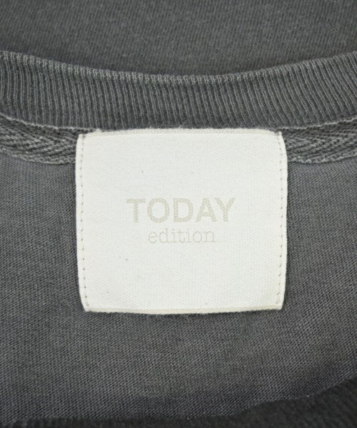 TODAY edition เสื้อยืด/เสื้อท็อปส์