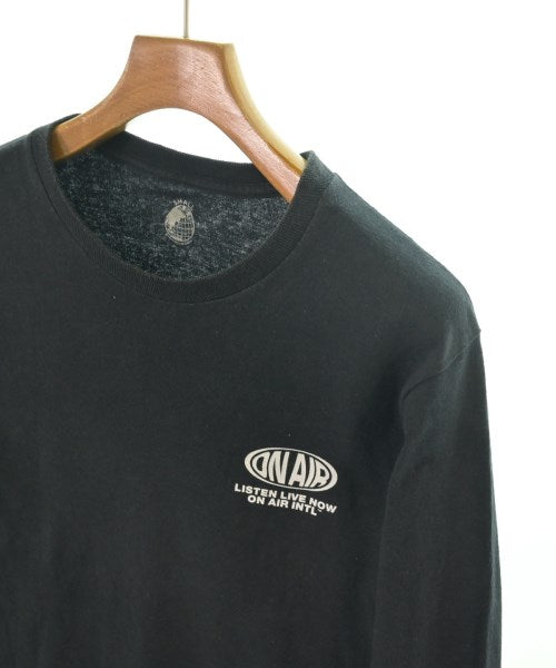 ON AIR เสื้อยืด/เสื้อท็อปส์